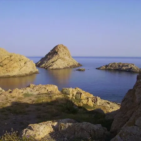 Rousse Un Beau T4 Face Aux Iles